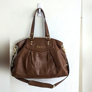COACH ASHLEY 9243 LEATHER BAG.